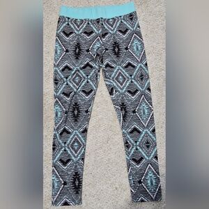 Liv & Piper Leggings Large Geometric Print
